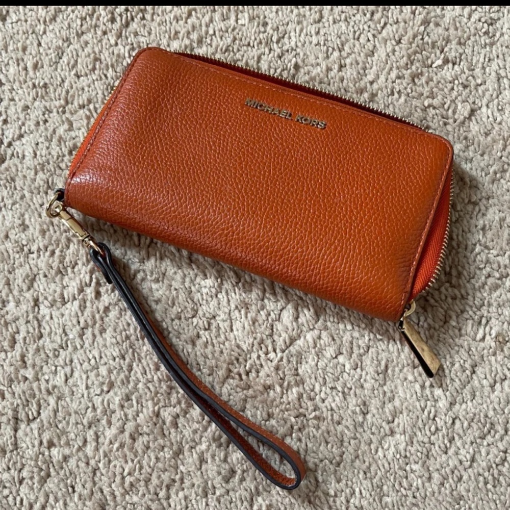 Micheal Kors Wallet Wrislet